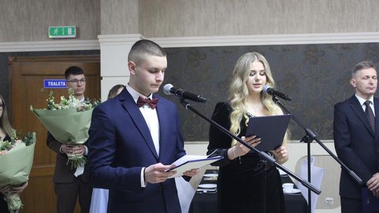 Studniówka maturzystów z IV Liceum Ogólnokształcącego w Chełmie 2026 [GALERIA ZDJĘĆ]