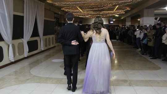 Studniówka maturzystów z IV Liceum Ogólnokształcącego w Chełmie 2026 [GALERIA ZDJĘĆ]