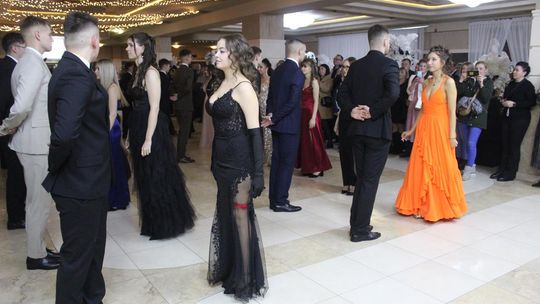 Studniówka maturzystów z IV Liceum Ogólnokształcącego w Chełmie 2026 [GALERIA ZDJĘĆ]