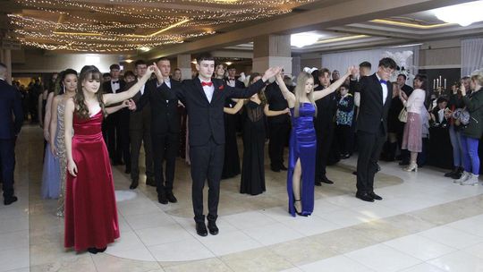 Studniówka maturzystów z IV Liceum Ogólnokształcącego w Chełmie 2026 [GALERIA ZDJĘĆ]