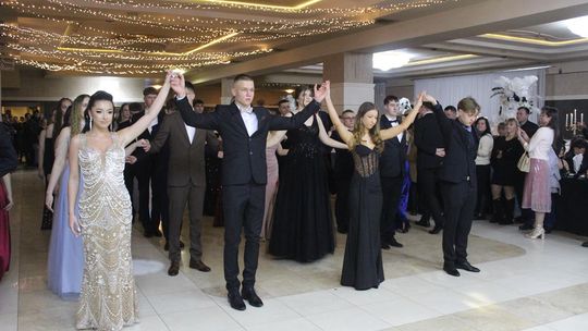 Studniówka maturzystów z IV Liceum Ogólnokształcącego w Chełmie 2026 [GALERIA ZDJĘĆ]