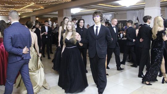 Studniówka maturzystów z IV Liceum Ogólnokształcącego w Chełmie 2026 [GALERIA ZDJĘĆ]