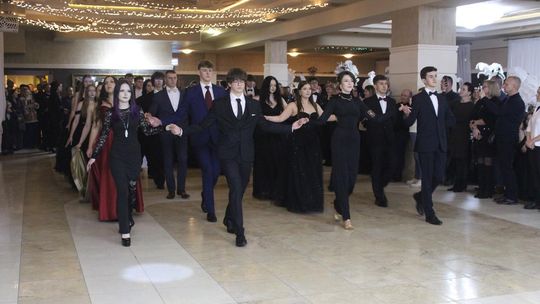 Studniówka maturzystów z IV Liceum Ogólnokształcącego w Chełmie 2026 [GALERIA ZDJĘĆ]