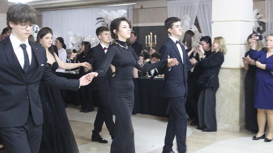 Studniówka maturzystów z IV Liceum Ogólnokształcącego w Chełmie 2026 [GALERIA ZDJĘĆ]