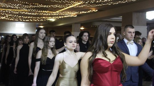 Studniówka maturzystów z IV Liceum Ogólnokształcącego w Chełmie 2026 [GALERIA ZDJĘĆ]