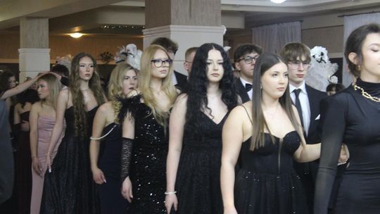 Studniówka maturzystów z IV Liceum Ogólnokształcącego w Chełmie 2026 [GALERIA ZDJĘĆ]