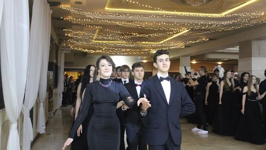 Studniówka maturzystów z IV Liceum Ogólnokształcącego w Chełmie 2026 [GALERIA ZDJĘĆ]