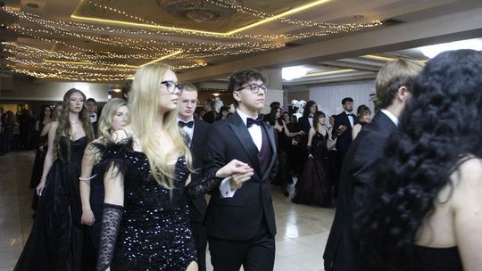 Studniówka maturzystów z IV Liceum Ogólnokształcącego w Chełmie 2026 [GALERIA ZDJĘĆ]