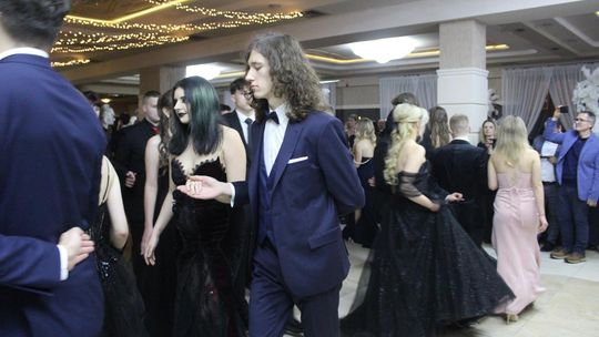 Studniówka maturzystów z IV Liceum Ogólnokształcącego w Chełmie 2026 [GALERIA ZDJĘĆ]