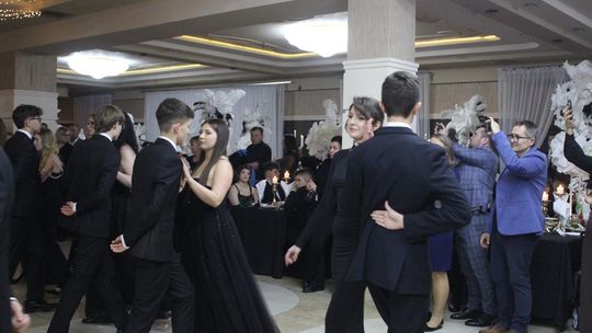 Studniówka maturzystów z IV Liceum Ogólnokształcącego w Chełmie 2026 [GALERIA ZDJĘĆ]