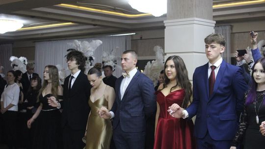 Studniówka maturzystów z IV Liceum Ogólnokształcącego w Chełmie 2026 [GALERIA ZDJĘĆ]