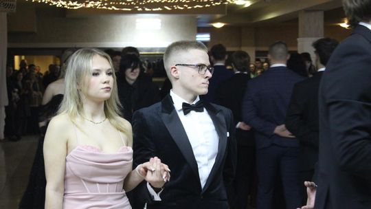 Studniówka maturzystów z IV Liceum Ogólnokształcącego w Chełmie 2026 [GALERIA ZDJĘĆ]