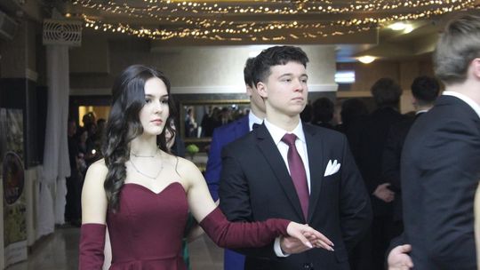 Studniówka maturzystów z IV Liceum Ogólnokształcącego w Chełmie 2026 [GALERIA ZDJĘĆ]