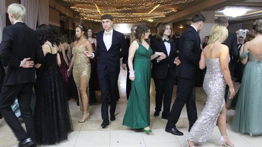 Studniówka maturzystów z IV Liceum Ogólnokształcącego w Chełmie 2026 [GALERIA ZDJĘĆ]