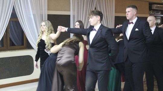 Studniówka maturzystów z IV Liceum Ogólnokształcącego w Chełmie 2026 [GALERIA ZDJĘĆ]