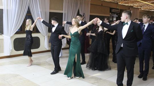 Studniówka maturzystów z IV Liceum Ogólnokształcącego w Chełmie 2026 [GALERIA ZDJĘĆ]