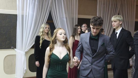 Studniówka maturzystów z IV Liceum Ogólnokształcącego w Chełmie 2026 [GALERIA ZDJĘĆ]