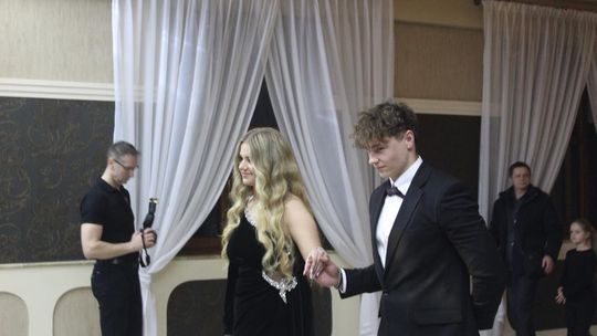 Studniówka maturzystów z IV Liceum Ogólnokształcącego w Chełmie 2026 [GALERIA ZDJĘĆ]