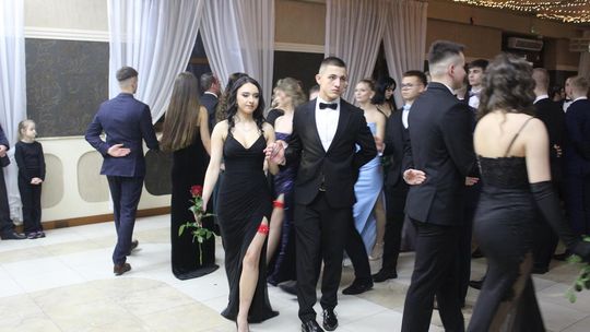 Studniówka maturzystów z IV Liceum Ogólnokształcącego w Chełmie 2026 [GALERIA ZDJĘĆ]