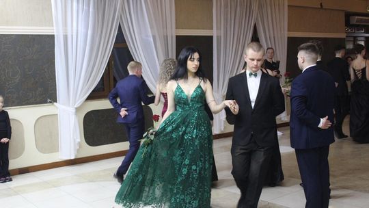 Studniówka maturzystów z IV Liceum Ogólnokształcącego w Chełmie 2026 [GALERIA ZDJĘĆ]