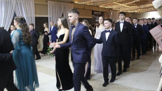 Studniówka maturzystów z IV Liceum Ogólnokształcącego w Chełmie 2026 [GALERIA ZDJĘĆ]