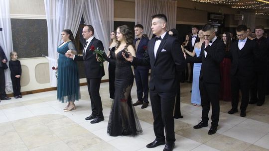 Studniówka maturzystów z IV Liceum Ogólnokształcącego w Chełmie 2026 [GALERIA ZDJĘĆ]