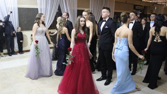 Studniówka maturzystów z IV Liceum Ogólnokształcącego w Chełmie 2026 [GALERIA ZDJĘĆ]