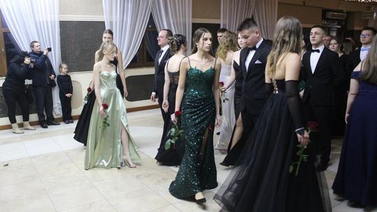 Studniówka maturzystów z IV Liceum Ogólnokształcącego w Chełmie 2026 [GALERIA ZDJĘĆ]