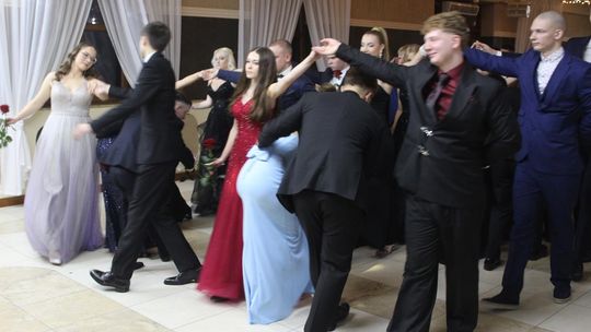 Studniówka maturzystów z IV Liceum Ogólnokształcącego w Chełmie 2026 [GALERIA ZDJĘĆ]