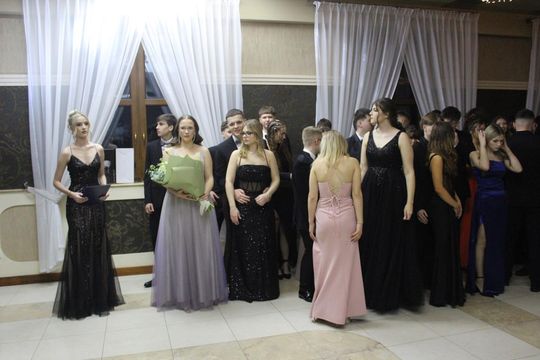 Studniówka maturzystów z IV Liceum Ogólnokształcącego w Chełmie 2026 [GALERIA ZDJĘĆ]