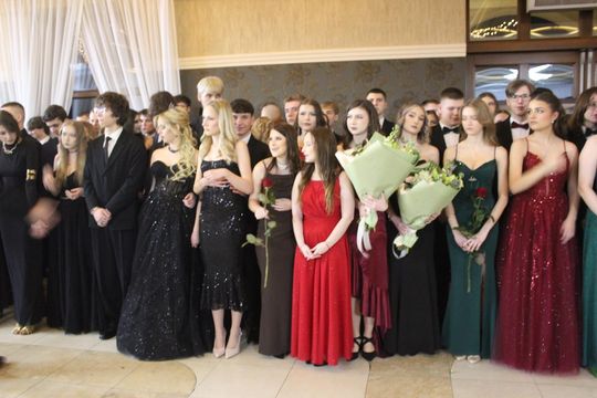 Studniówka maturzystów z IV Liceum Ogólnokształcącego w Chełmie 2026 [GALERIA ZDJĘĆ]