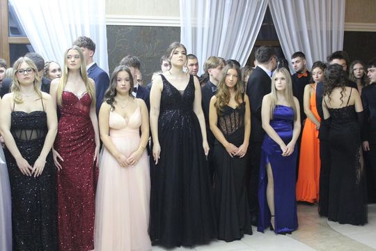 Studniówka maturzystów z IV Liceum Ogólnokształcącego w Chełmie 2026 [GALERIA ZDJĘĆ]