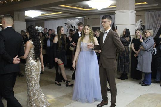 Studniówka maturzystów z IV Liceum Ogólnokształcącego w Chełmie 2026 [GALERIA ZDJĘĆ]