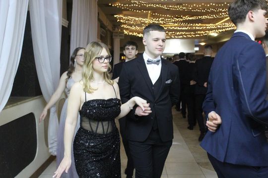 Studniówka maturzystów z IV Liceum Ogólnokształcącego w Chełmie 2026 [GALERIA ZDJĘĆ]