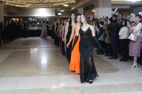 Studniówka maturzystów z IV Liceum Ogólnokształcącego w Chełmie 2026 [GALERIA ZDJĘĆ]