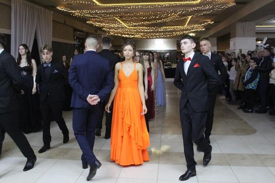 Studniówka maturzystów z IV Liceum Ogólnokształcącego w Chełmie 2026 [GALERIA ZDJĘĆ]