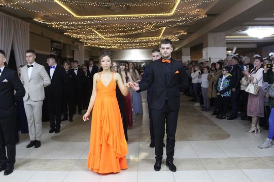 Studniówka maturzystów z IV Liceum Ogólnokształcącego w Chełmie 2026 [GALERIA ZDJĘĆ]