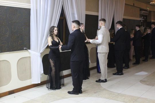 Studniówka maturzystów z IV Liceum Ogólnokształcącego w Chełmie 2026 [GALERIA ZDJĘĆ]