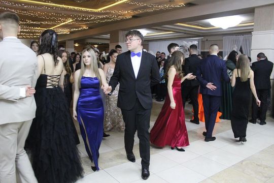 Studniówka maturzystów z IV Liceum Ogólnokształcącego w Chełmie 2026 [GALERIA ZDJĘĆ]