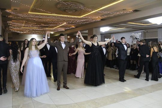 Studniówka maturzystów z IV Liceum Ogólnokształcącego w Chełmie 2026 [GALERIA ZDJĘĆ]