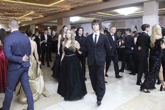 Studniówka maturzystów z IV Liceum Ogólnokształcącego w Chełmie 2026 [GALERIA ZDJĘĆ]