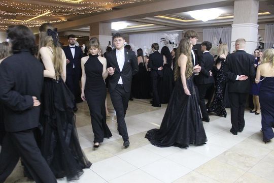 Studniówka maturzystów z IV Liceum Ogólnokształcącego w Chełmie 2026 [GALERIA ZDJĘĆ]