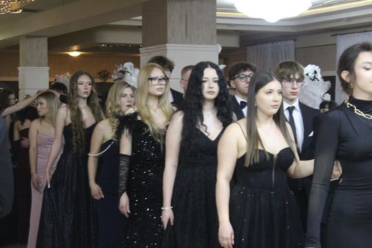 Studniówka maturzystów z IV Liceum Ogólnokształcącego w Chełmie 2026 [GALERIA ZDJĘĆ]