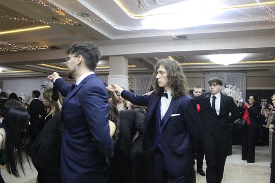 Studniówka maturzystów z IV Liceum Ogólnokształcącego w Chełmie 2026 [GALERIA ZDJĘĆ]