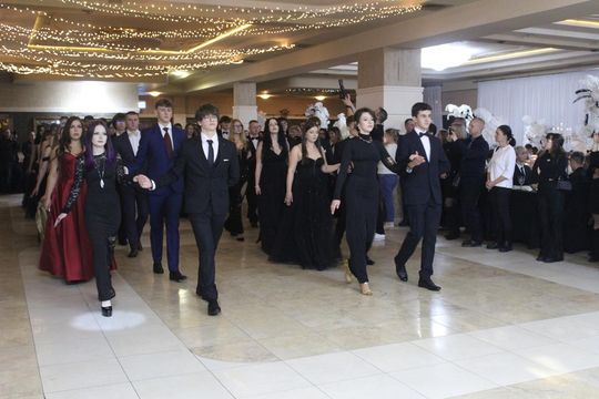 Studniówka maturzystów z IV Liceum Ogólnokształcącego w Chełmie 2026 [GALERIA ZDJĘĆ]