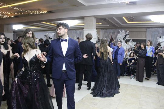 Studniówka maturzystów z IV Liceum Ogólnokształcącego w Chełmie 2026 [GALERIA ZDJĘĆ]