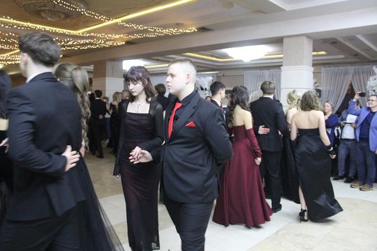 Studniówka maturzystów z IV Liceum Ogólnokształcącego w Chełmie 2026 [GALERIA ZDJĘĆ]