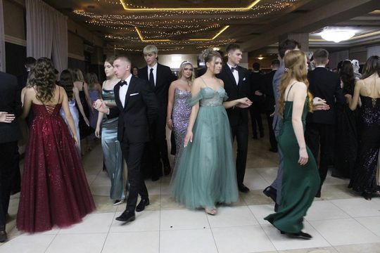 Studniówka maturzystów z IV Liceum Ogólnokształcącego w Chełmie 2026 [GALERIA ZDJĘĆ]