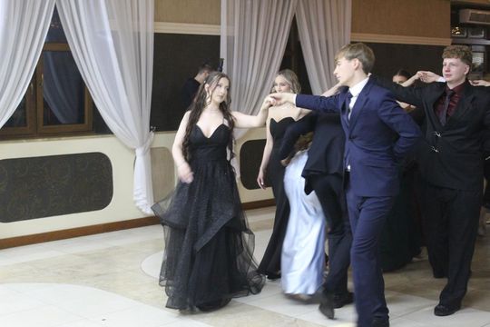 Studniówka maturzystów z IV Liceum Ogólnokształcącego w Chełmie 2026 [GALERIA ZDJĘĆ]