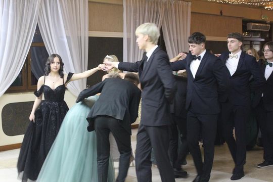 Studniówka maturzystów z IV Liceum Ogólnokształcącego w Chełmie 2026 [GALERIA ZDJĘĆ]